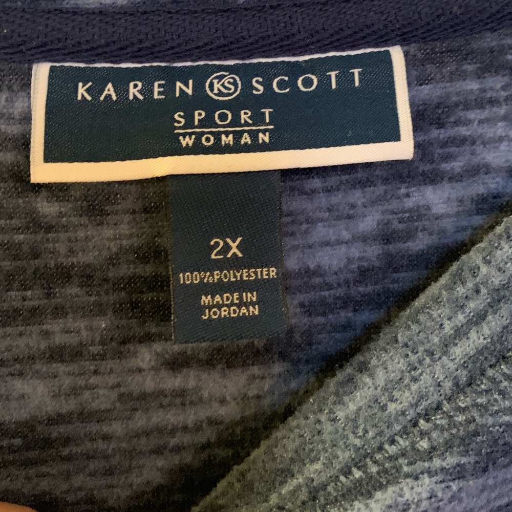 Sweatshirt - Picture 2 of 2